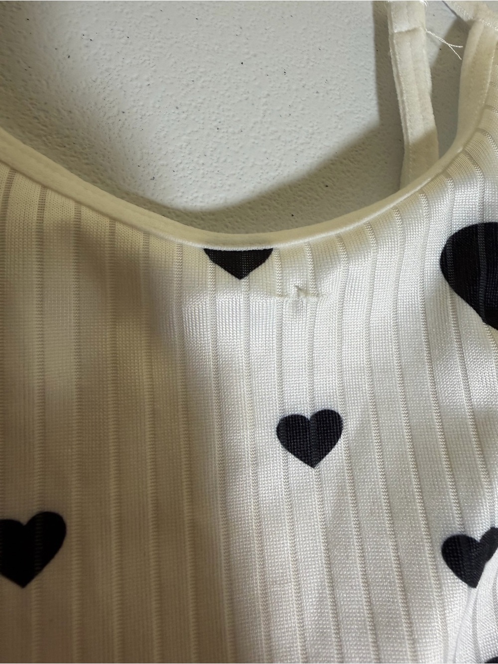 White Heart Print Ribbed Cami & Short sleepwear. NWOT in package. Size Large - Picture 8 of 8